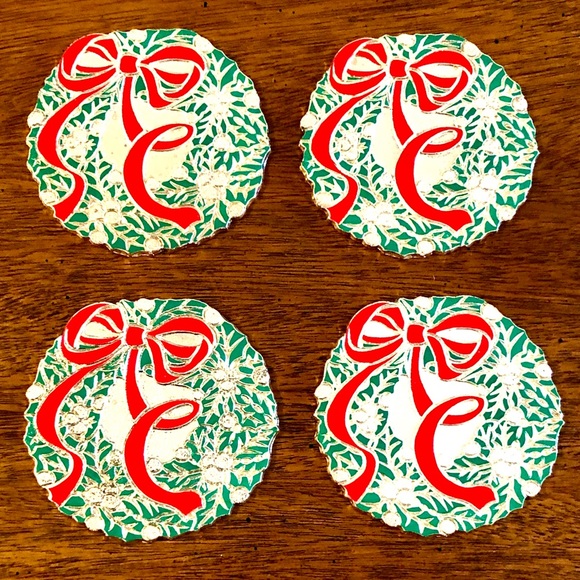 Vintage Wm A Rogers Christmas Wreath Coasters Set - Picture 2 of 7